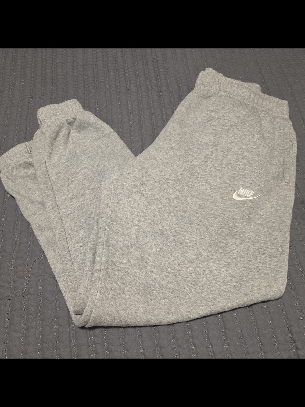 Nike Heather Gray Men's Fleece Joggers